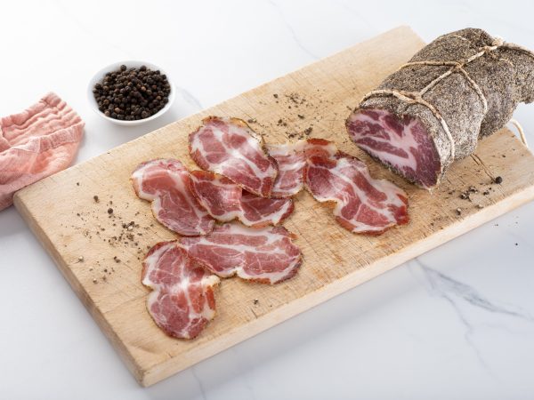 Coppa au poivre tranchée de porc biologique