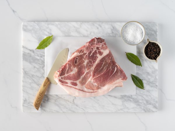 Rôti de palette avec os de porc biologique